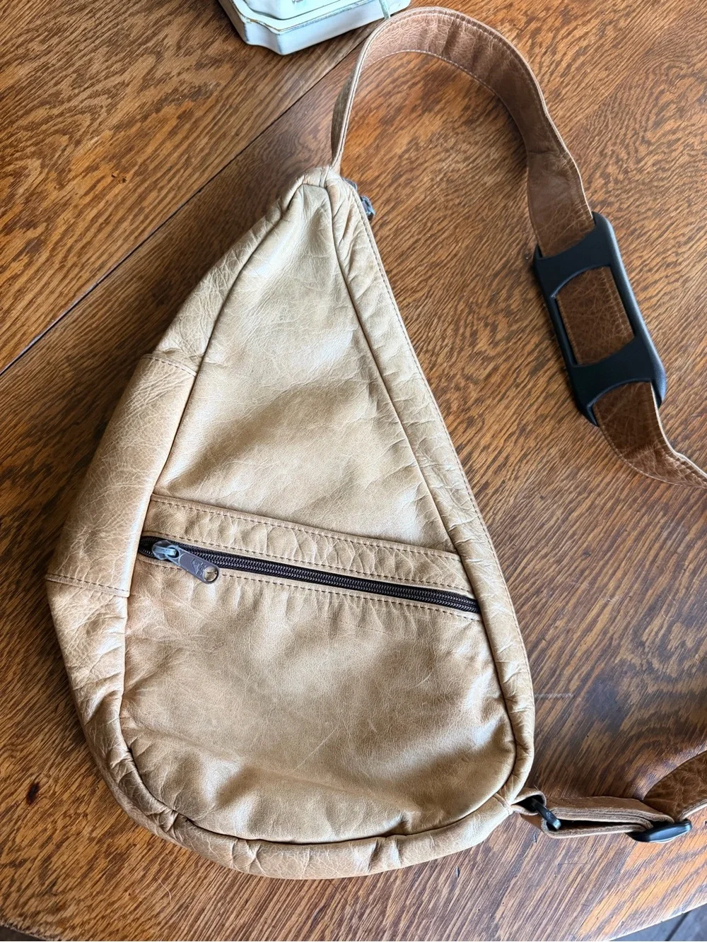 Vintage AmeriBag Healthy Back Bag Tan Leather Crossbody Sling Backpack